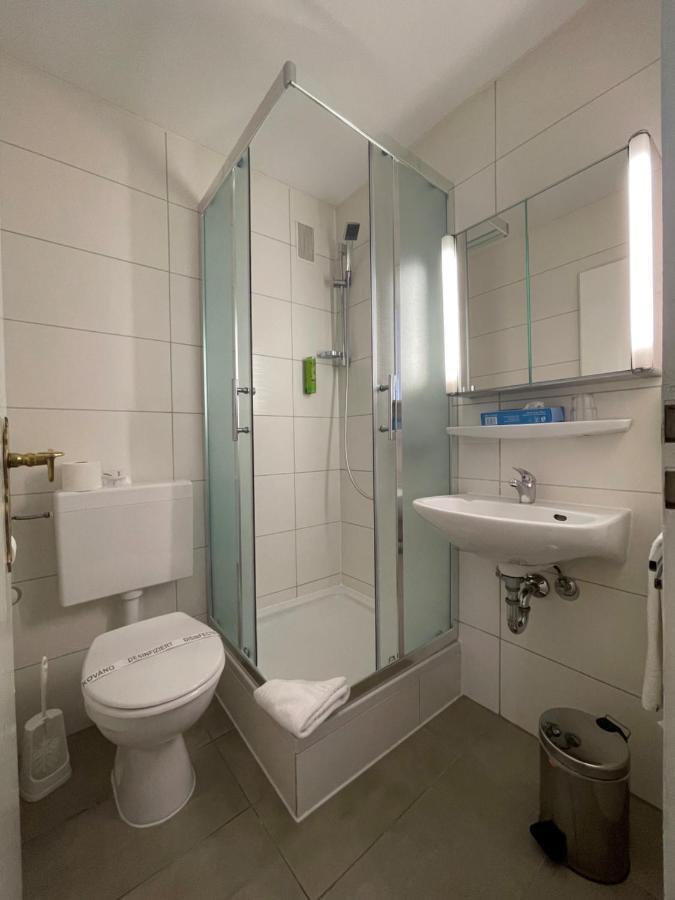 Jaegerhaus In Am Hohentwiel 3*